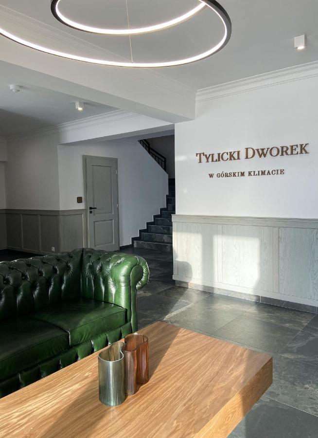 Tylicki Dworek Krynica-Zdrój Exterior foto